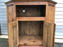 Eckkommode aus Holz, 1970er