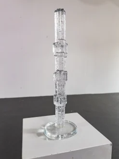 Edvin Öhrström, Kristallvertikalaccent, 1988, Glas