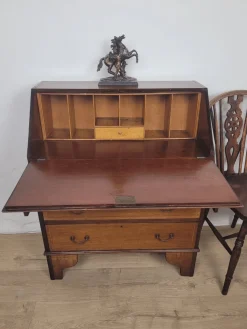 Edwardianisches Schreibpult mit Intarsien, 1910er