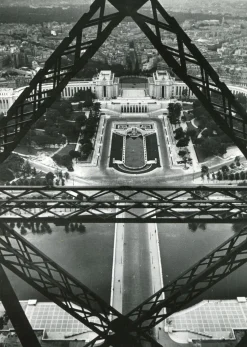 Eiffelturm, Paris, 1955