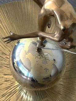Eleanor Cardozo, Ribbon on World, 2011, Bronze