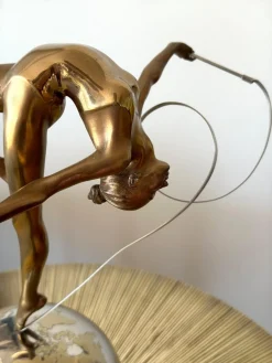 Eleanor Cardozo, Ribbon on World, 2011, Bronze
