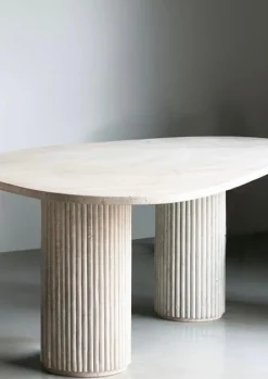Elena Esstisch aus Travertinstein von Stonemarble