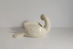 Elfenbeinfarbene Beswick Dove Vase aus Keramik, 1950er
