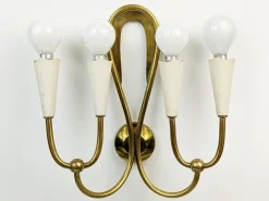 Elfenbeinfarbene Wandlampen aus Metall & Messing mit vier Leuchten, 1950er, 4er Set