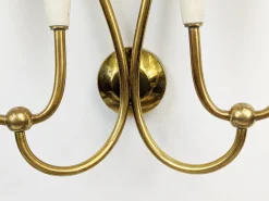 Elfenbeinfarbene Wandlampen aus Metall & Messing mit vier Leuchten, 1950er, 4er Set