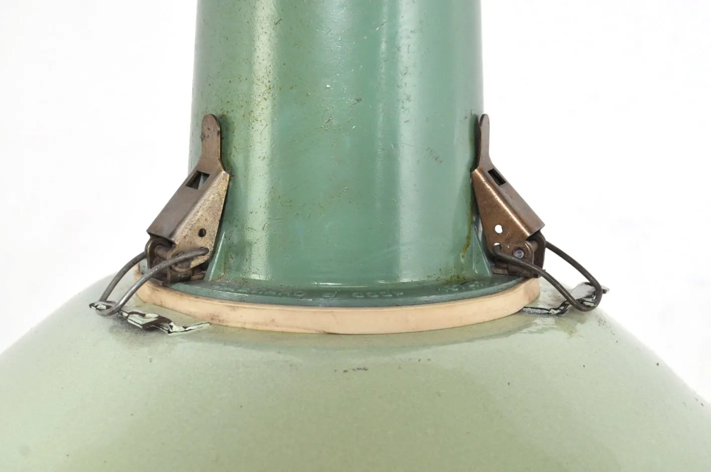 Emaillierte Vintage Hängelampe, 1950er