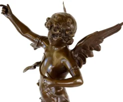 Engelsskulptur im Art Deco Stil, Grün patinierte Bronze