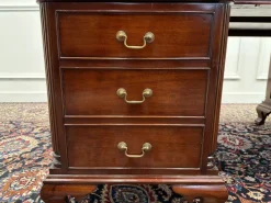 Englischer Chesterfield Partnerdesk-Schreibtisch