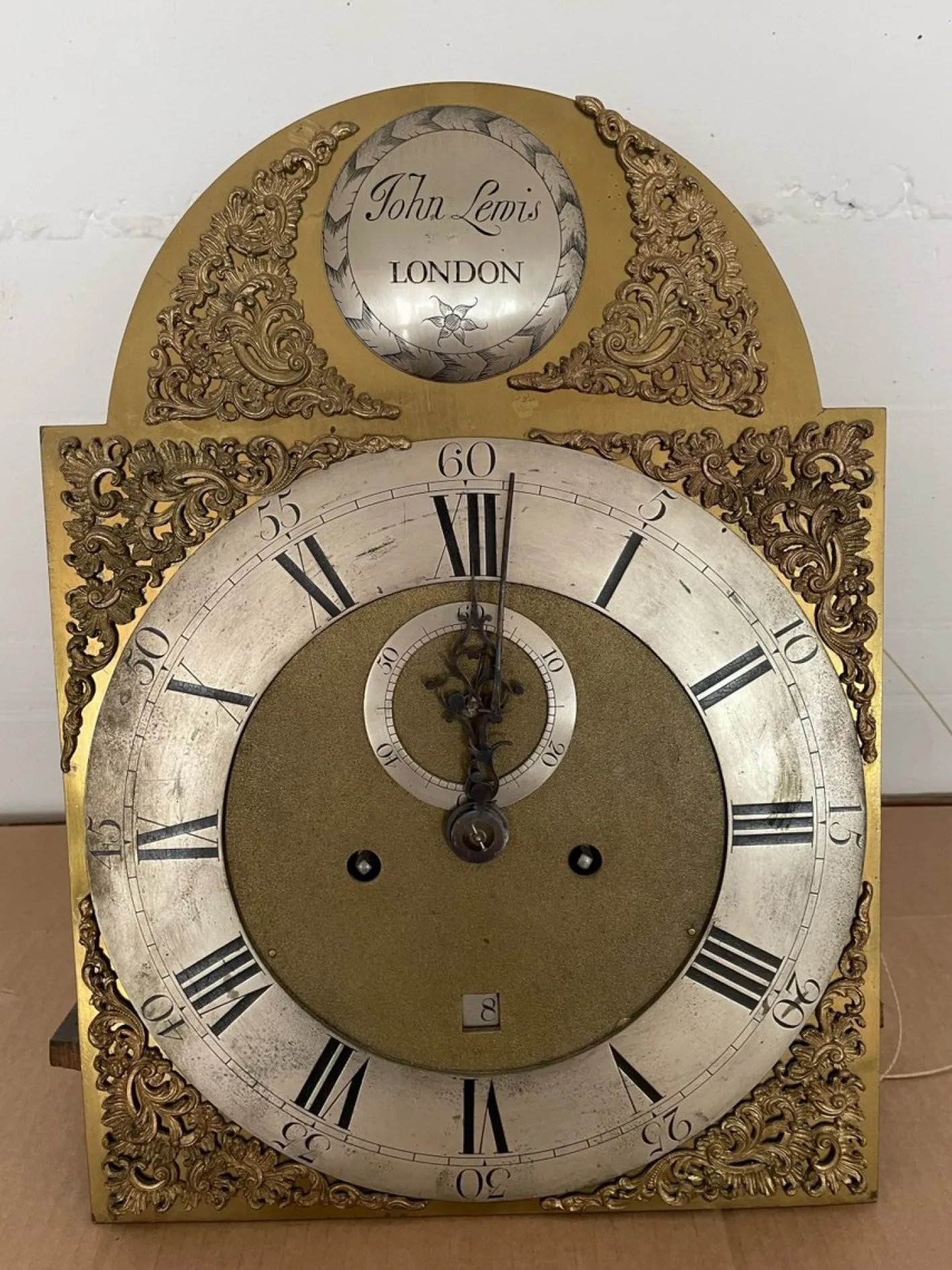 Englische Standuhr von John Lewis, London, 1770er