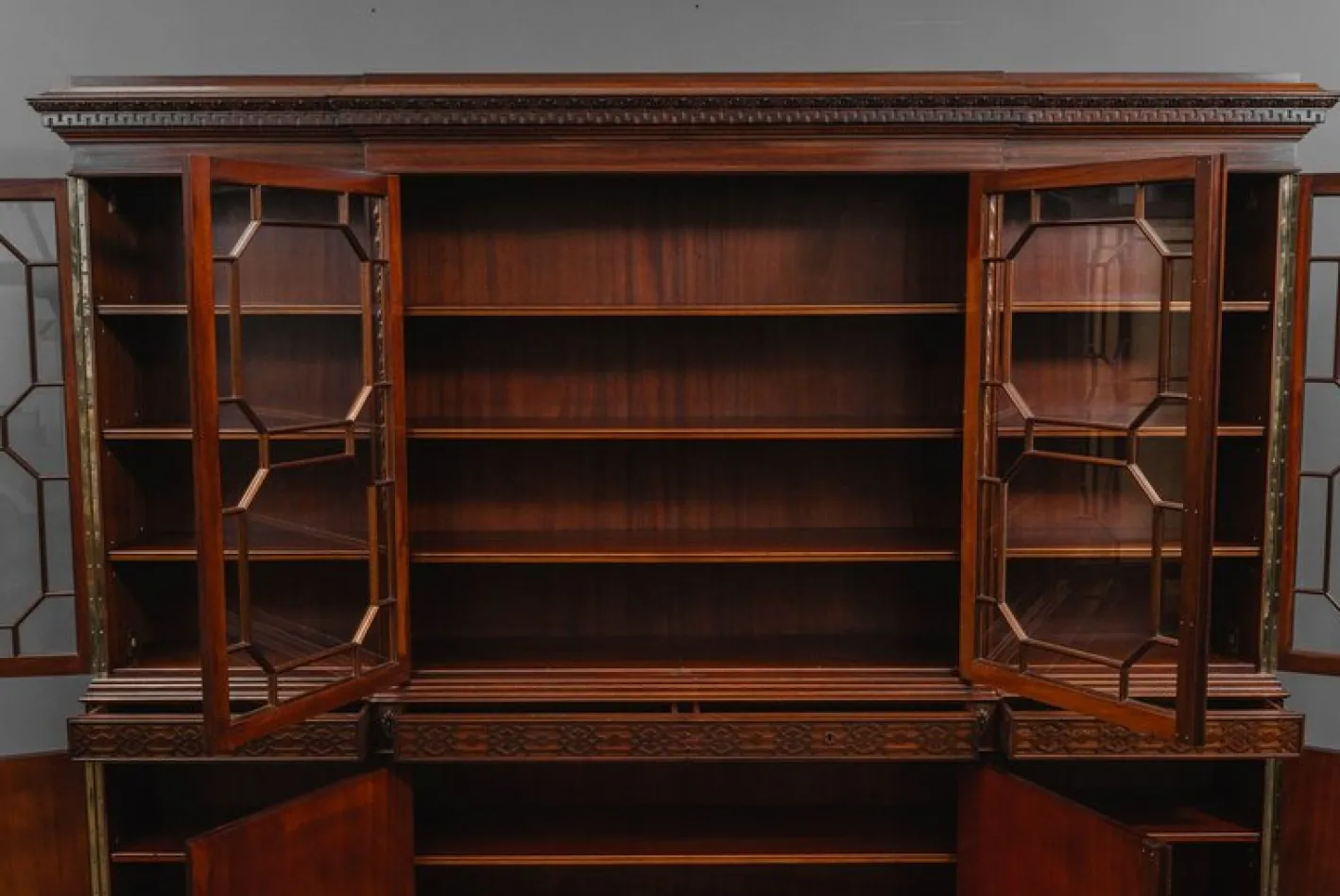 English Style Bookcase in Mahogany, Early 20th Century