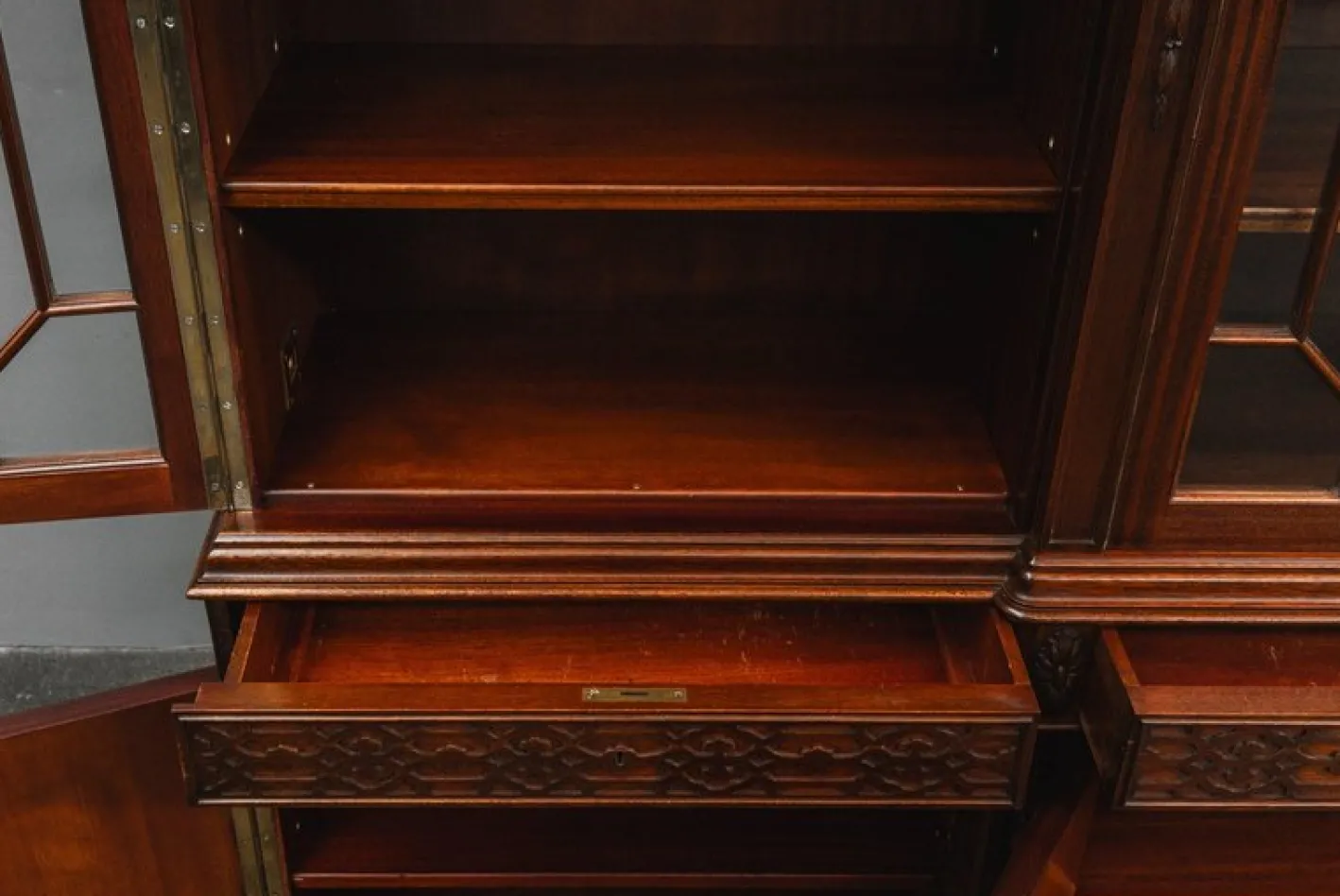 English Style Bookcase in Mahogany, Early 20th Century