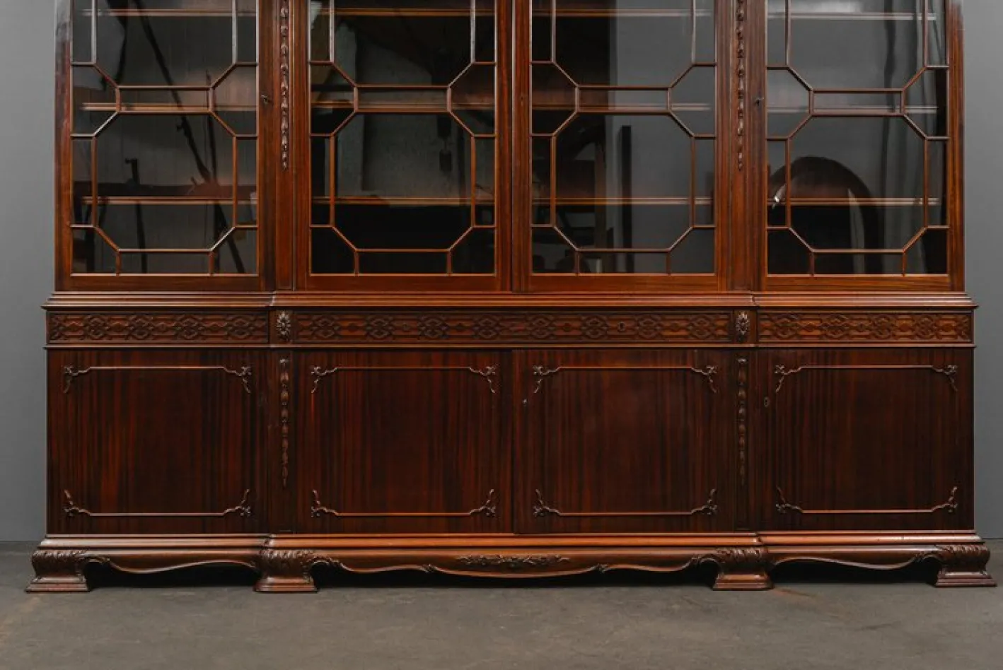 English Style Bookcase in Mahogany, Early 20th Century