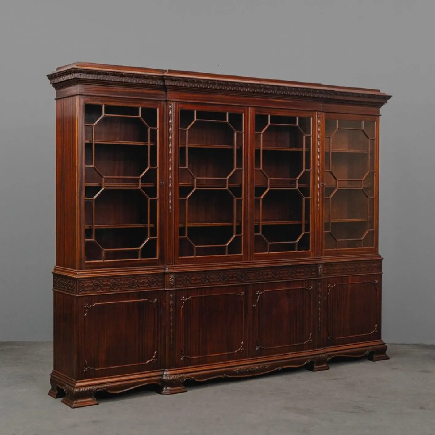English Style Bookcase in Mahogany, Early 20th Century