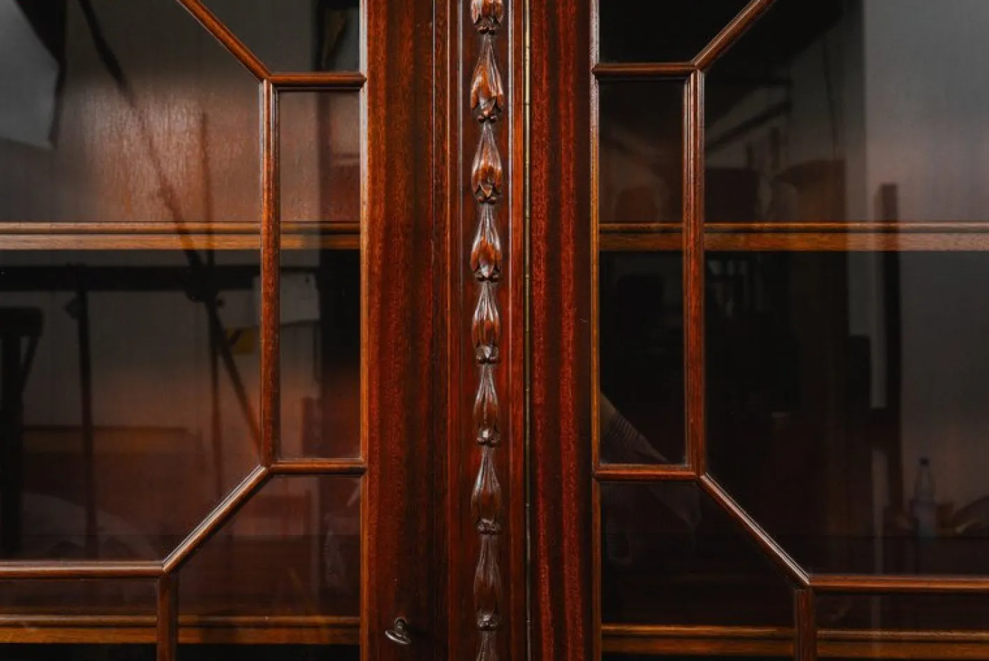 English Style Bookcase in Mahogany, Early 20th Century