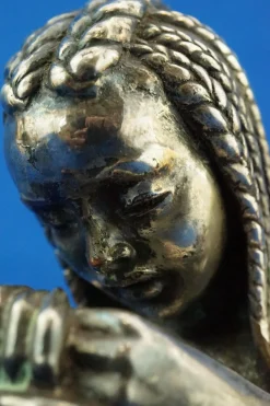 Enrico Bartoli, Skulptur der Mutterschaft, 1800er, Keramik in Silber