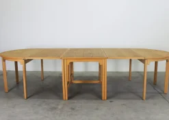 Esstisch und CH24 Stühle von Hans J. Wegner für Carl Hansen & Søn, 9 . Set
