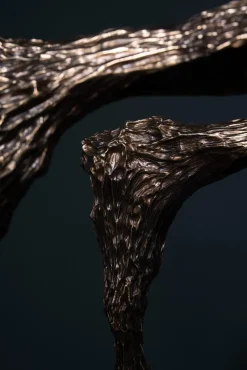 Every Breaking Wave Konsolentisch aus Gussbronze von William Guillon