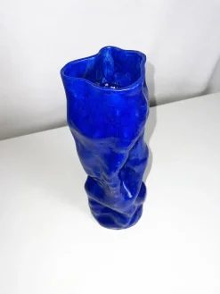 Every Day Blue Collection Wavy Vase 01 von Anna Demidova