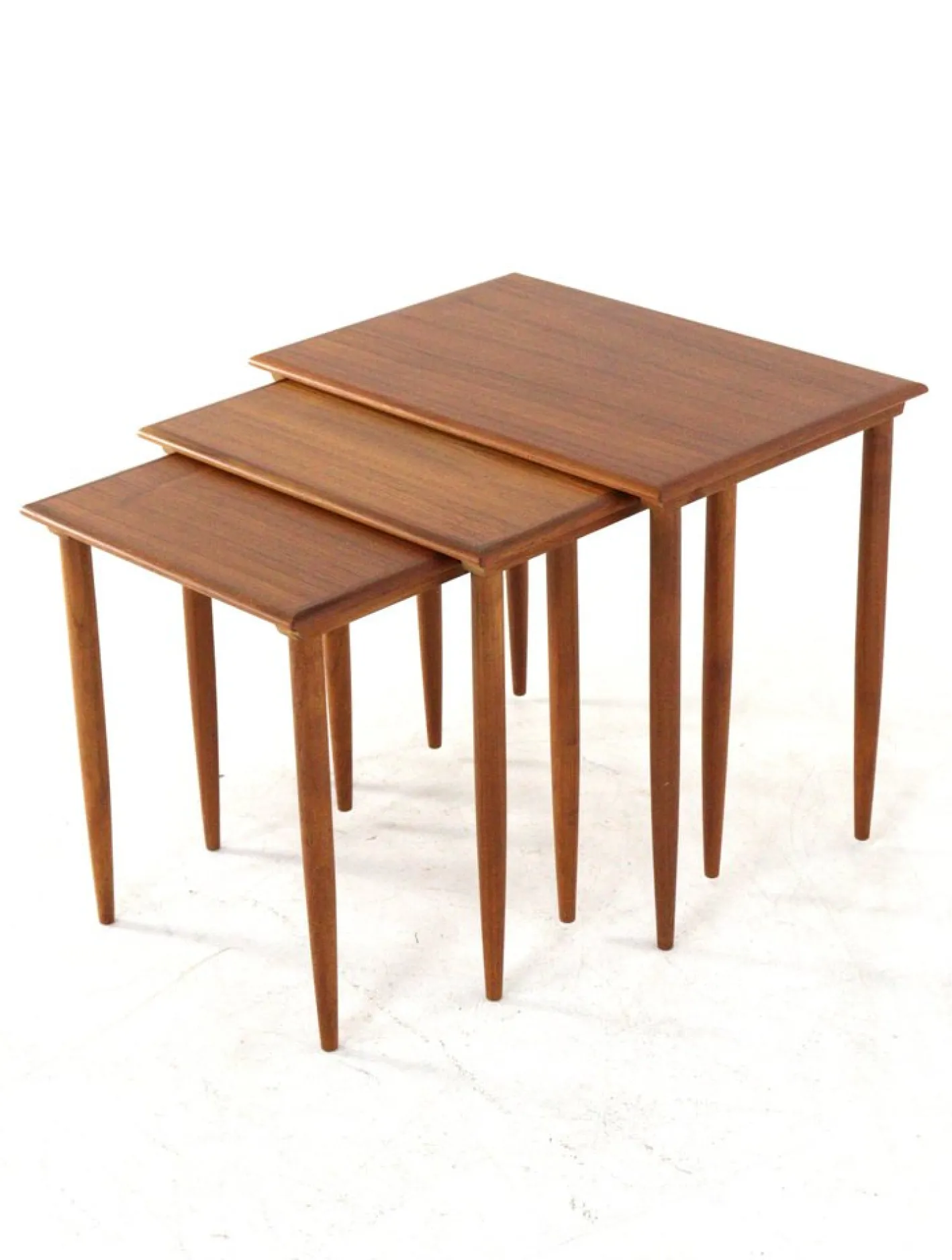 Fangel Nesting Tables, Set of 3