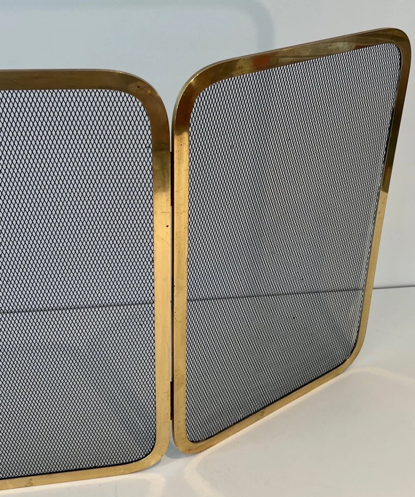 Feuerschutz aus Messing & Mesh, 1970er