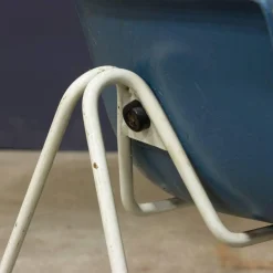 Fiberglas Kinderstuhl mit Metallgestell, 1970er