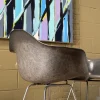 Fiberglas Sessel in Grau von Charles & Ray Eames für Herman Miller, 1950er, 2er Set