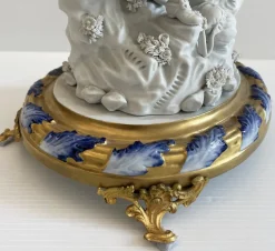 Figurative Skulptur, 19. Jh., Porzellan