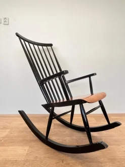 Finnischer Mid-Century Schaukelstuhl von Varjonen Puunjalostus für Uusikylä, 1960er