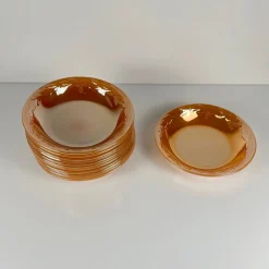 Fire-King Peach Lorbeerblatt Service für 12 Personen von Anchor Hocking, USA, 1950er, 67er Set
