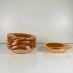 Fire-King Peach Lorbeerblatt Service für 12 Personen von Anchor Hocking, USA, 1950er, 67er Set