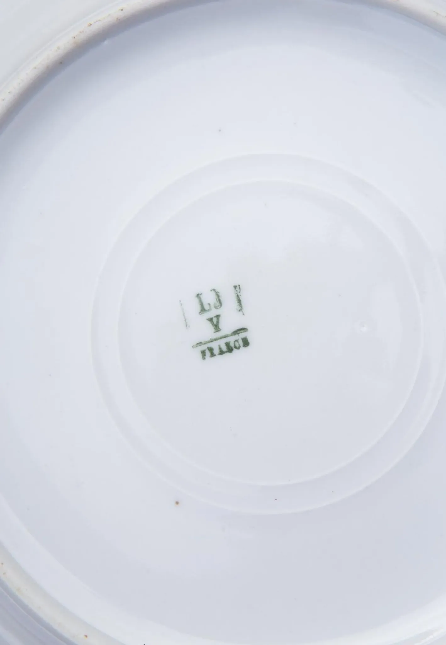 Flache Vintage Teller & Suppenteller von Limoges Porcelain, 1930er, 16 Set