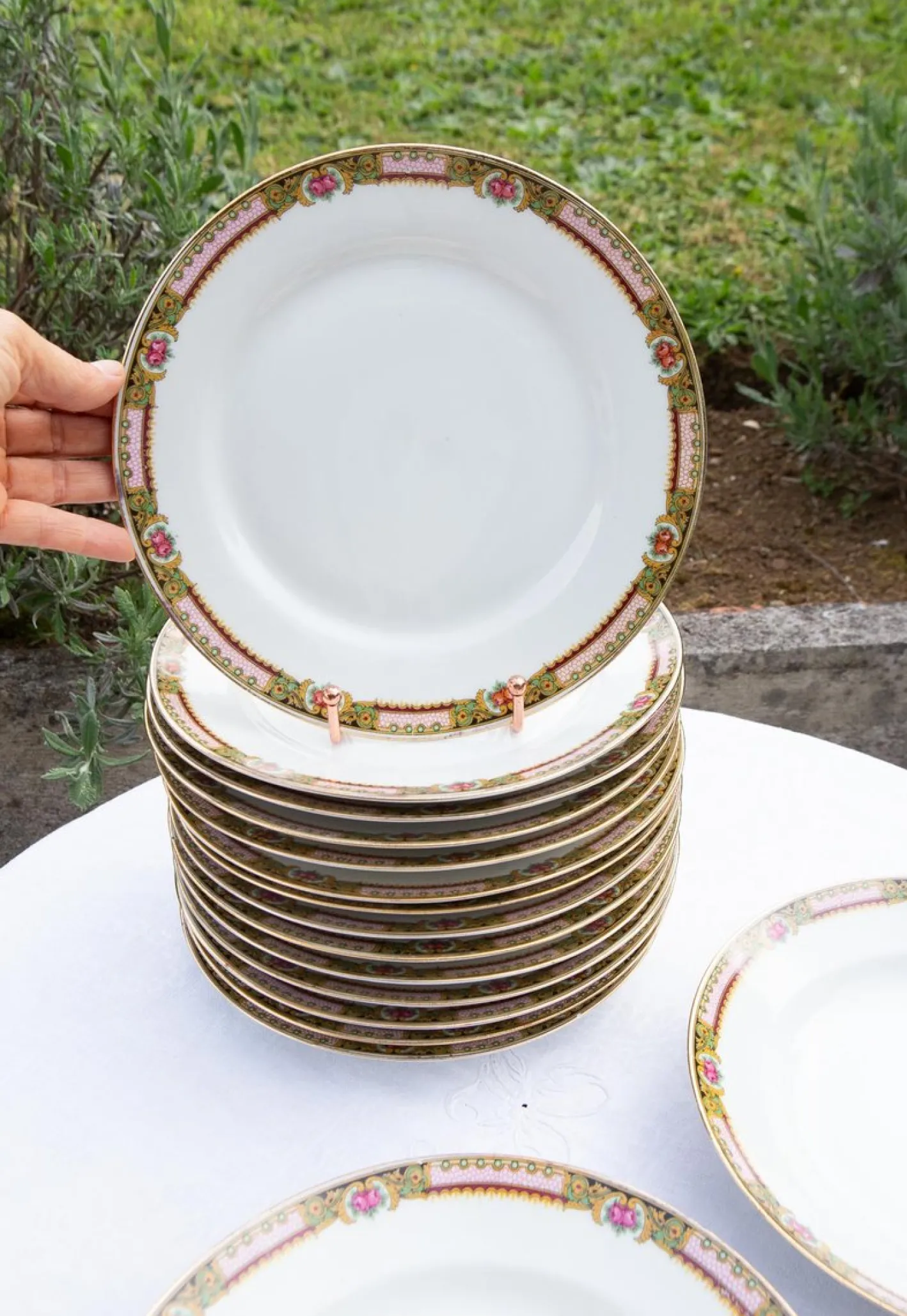 Flache Vintage Teller & Suppenteller von Limoges Porcelain, 1930er, 16 Set