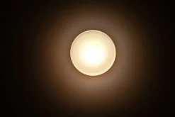 FlatWhite W1 Opal Lampe von Alex Fitzpatrick für ADesignStudio