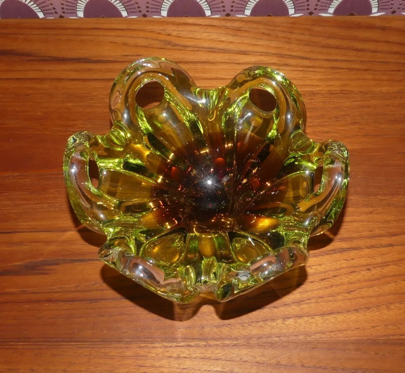 Flower Murano Glas Schale in Grün Gelb Braun, 1960er