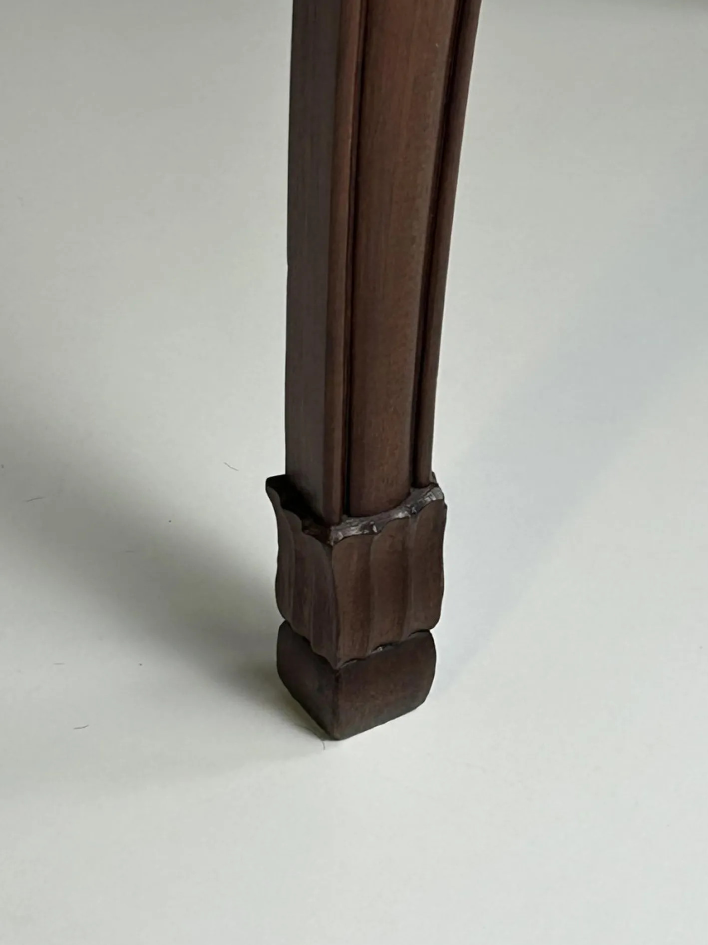 Fünfbeiniger Jugendstil Tisch mit Papageien, 1890er