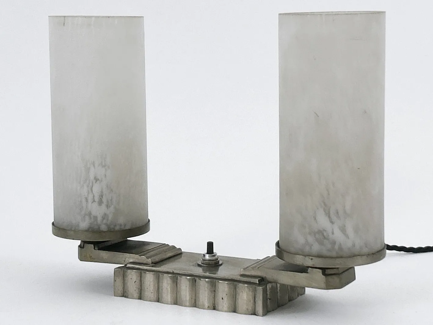 Französische Art Deco Tischlampe aus Messing & Glas, 1920er