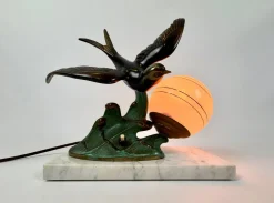 Französische Art Deco Tischlampe mit geschwungener Figur, 1930er
