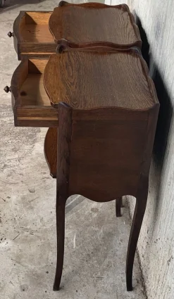 Französische Eichenholz Nachttische mit Schublade und offenem Regal, 1920er, 2er Set