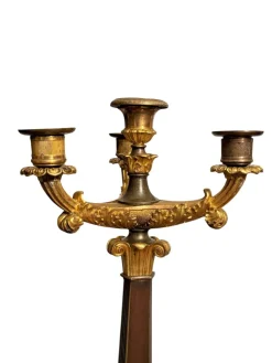 Französische Empire Kerzenständer aus Vergoldeter Bronze, 2er Set