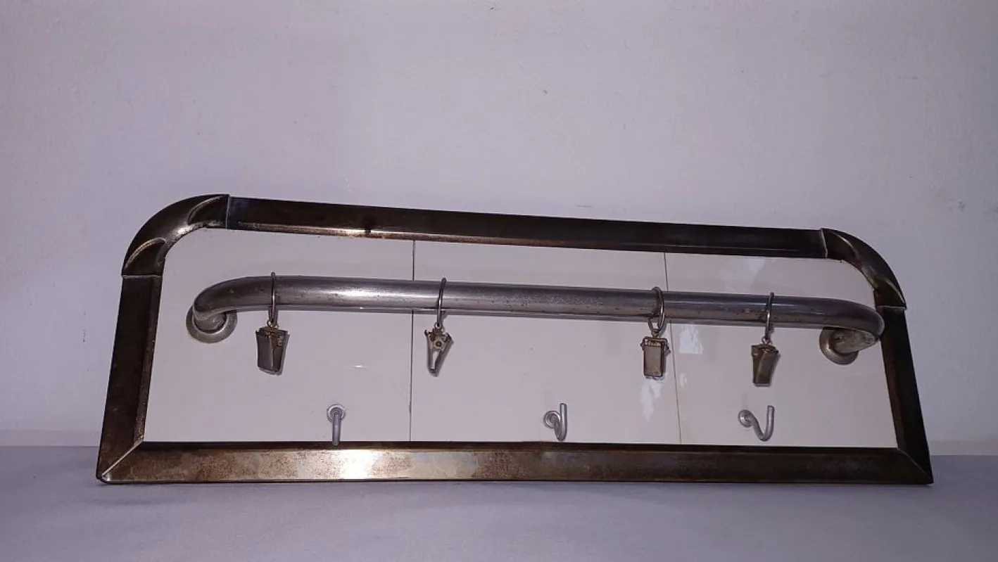 Französische Mid-Century Garderobe