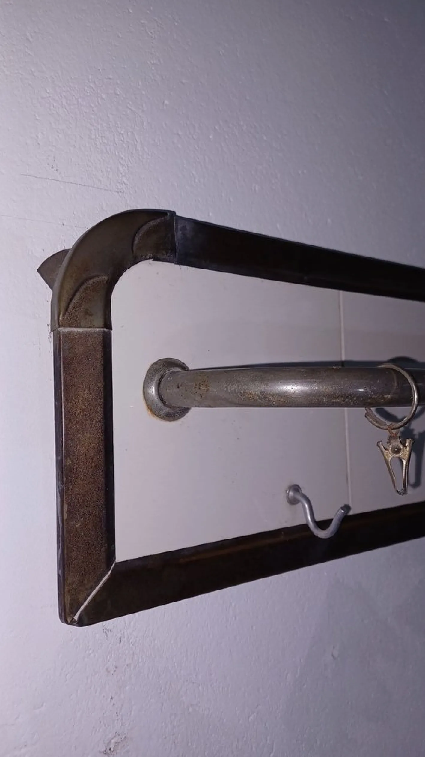 Französische Mid-Century Garderobe