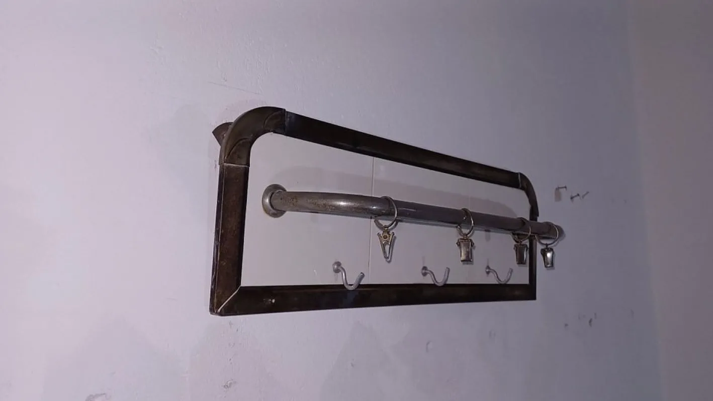 Französische Mid-Century Garderobe