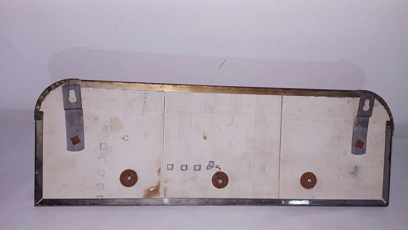 Französische Mid-Century Garderobe