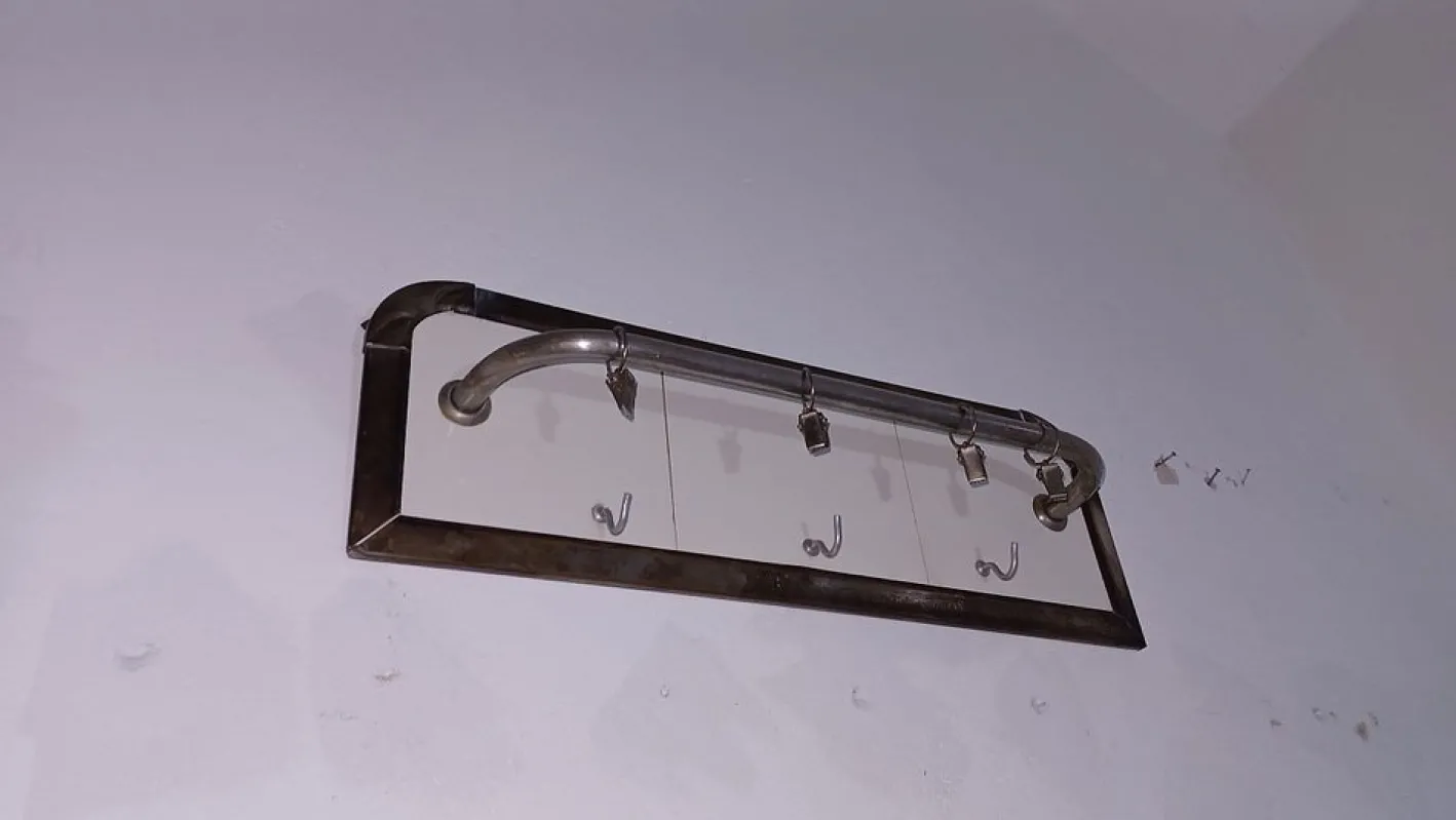 Französische Mid-Century Garderobe