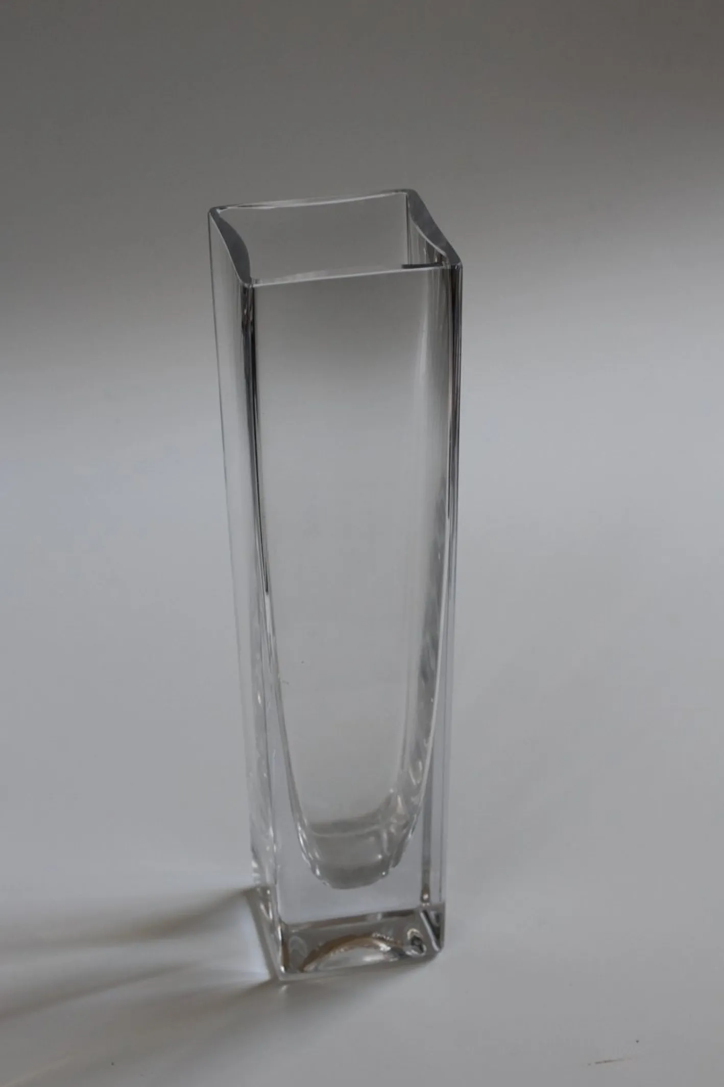 Französische Mid-Century Kristallvase von Bayel