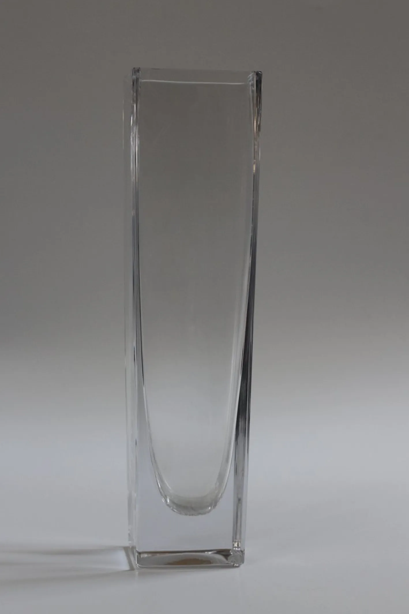 Französische Mid-Century Kristallvase von Bayel