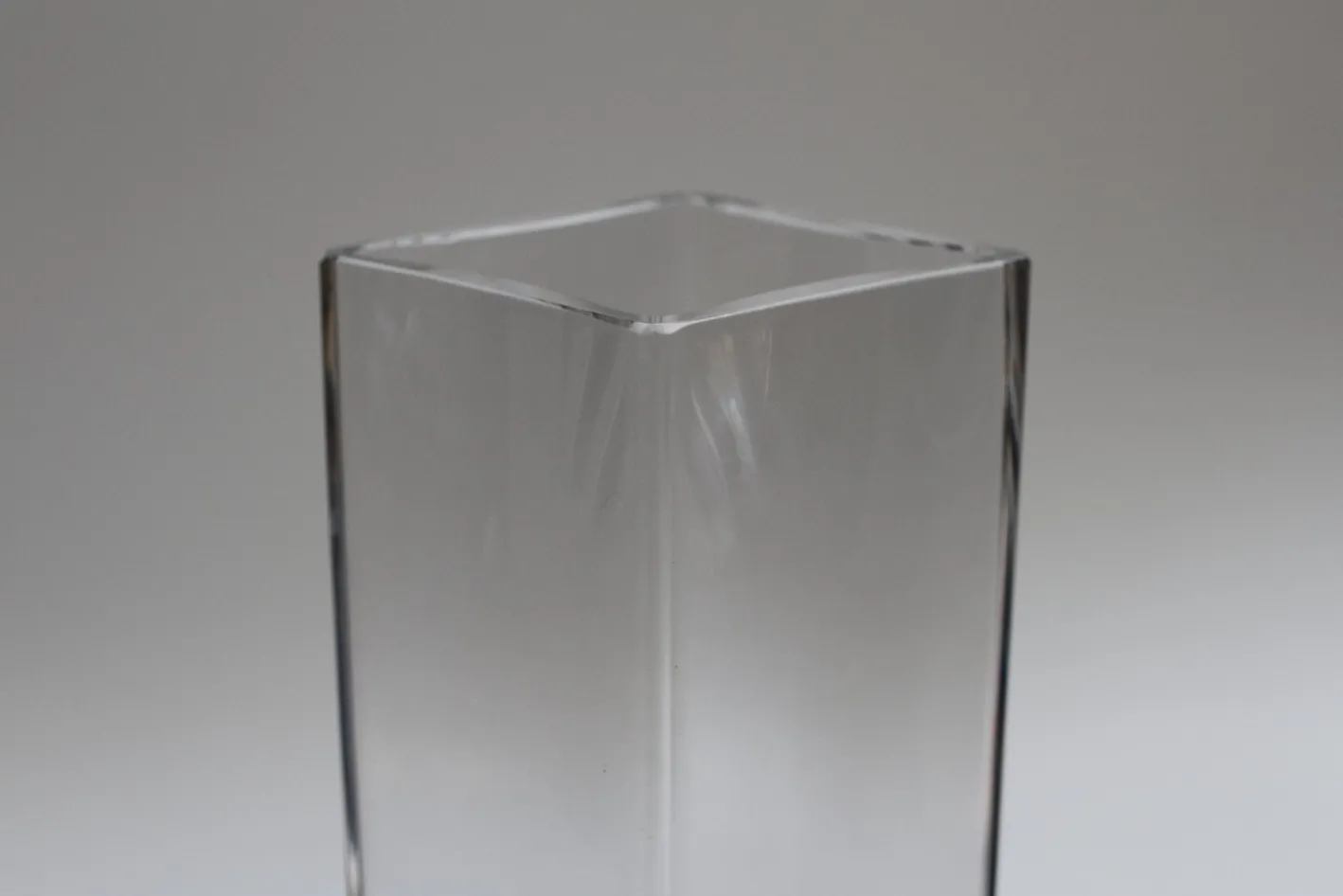 Französische Mid-Century Kristallvase von Bayel