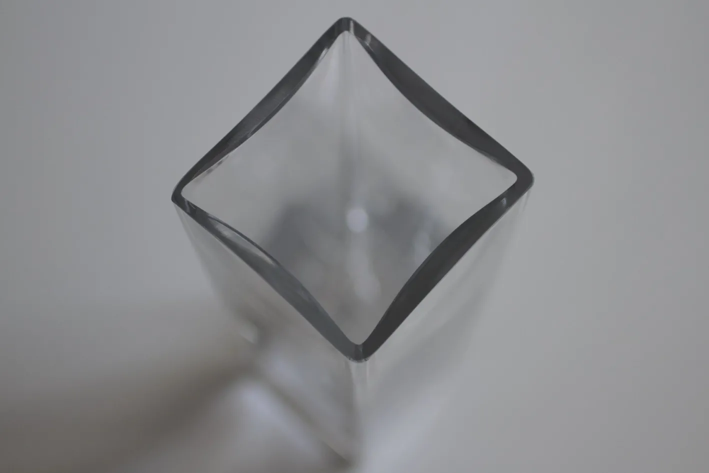 Französische Mid-Century Kristallvase von Bayel