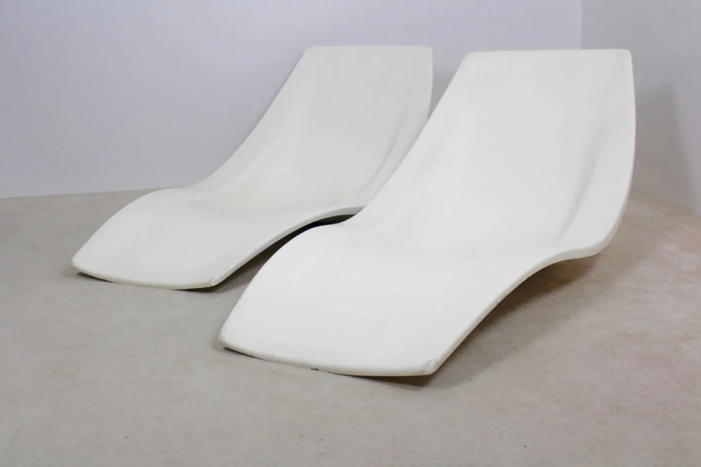 Französische Patio- oder Pool-Chaiselongues aus Polyester, 1960er, 2er Set